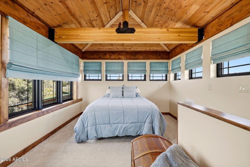 Main Res Int Loft Bdrm Windows