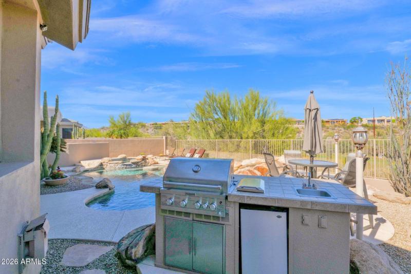 42-web-or-mls-P1569090