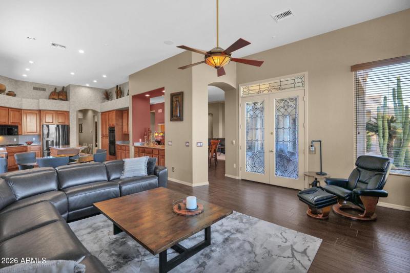 26-web-or-mls-P1569037