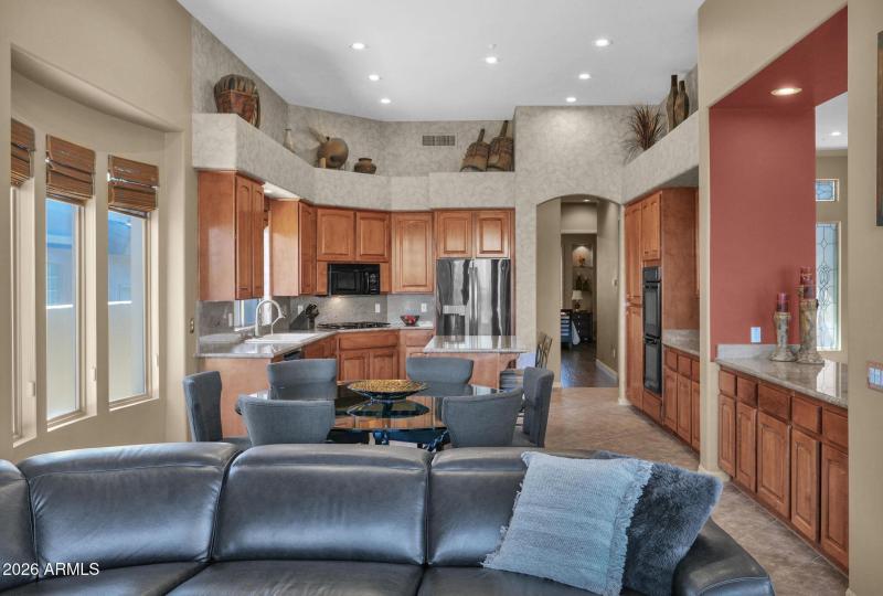 27-web-or-mls-P1569039