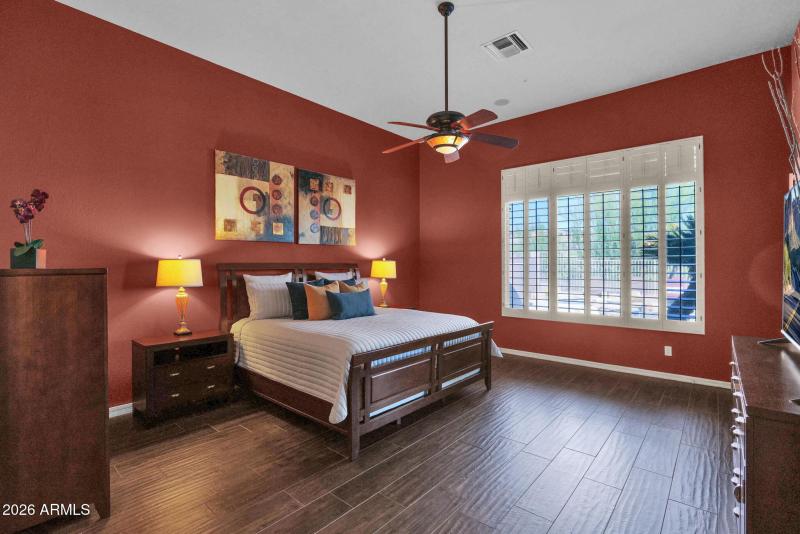 14-web-or-mls-P1558996