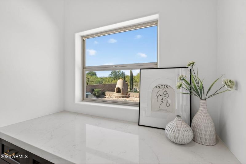 22-web-or-mls-87N 80th Way