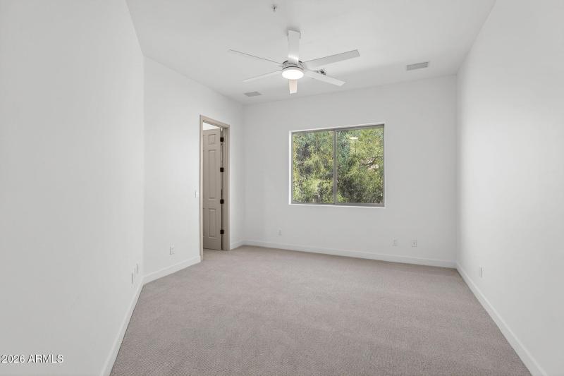 53-web-or-mls-41N 80th Way