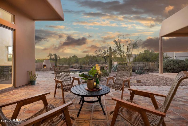 81-web-or-mls-23760 N 80th Way-10