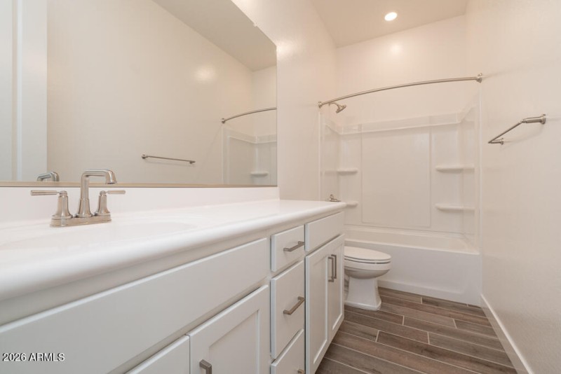 Tri Pointe Abel Ranch 365 - Bathroom 2ML