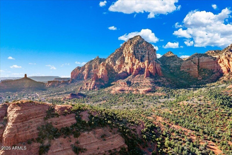 Views to Thunder Mountain