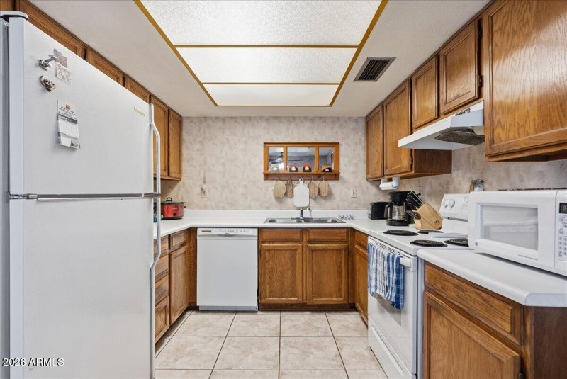 11-1850 S Westwood unit 47_RedHogMedia