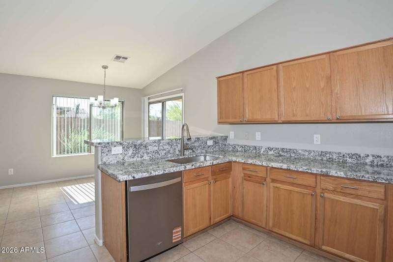 Kitchen-Breakfast Room