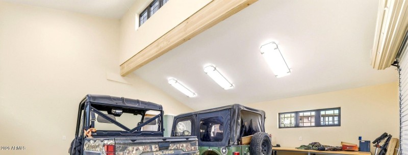 Fin Garage Ceiling & Walls