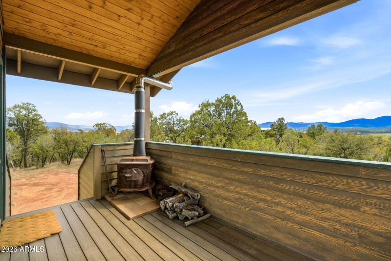 Caretkr Res Porch w Wood Stv