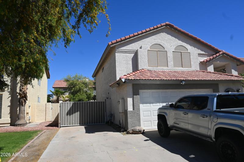 Primrose fron side of house