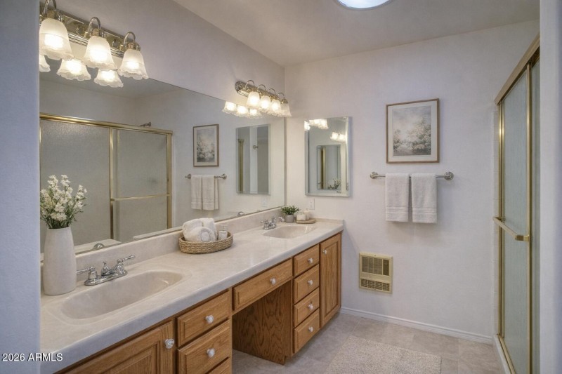 Virtually Stage Primary Bath