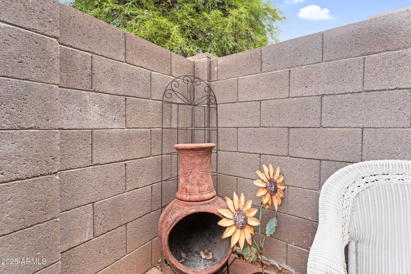 35-web-or-mls-3491 N Arizona #83 -32