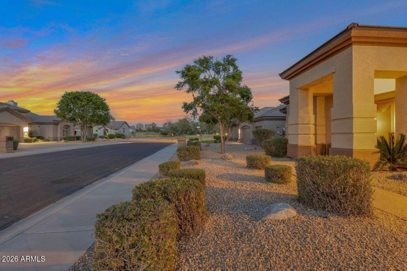 Walk to Sandpiper Park!