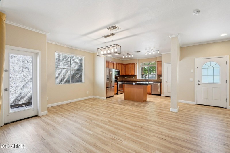 13-web-or-mls-E Rosemonte Dr-S1403-013