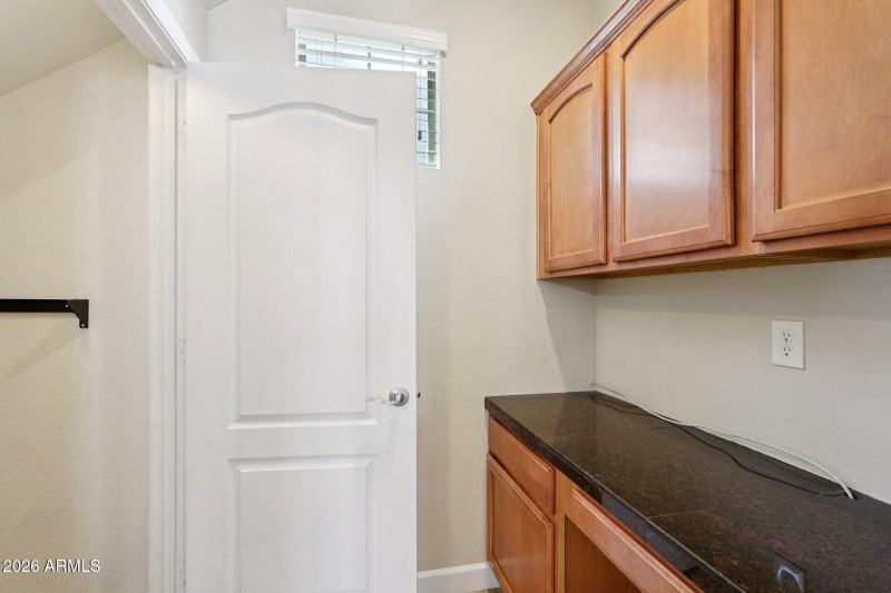 20-web-or-mls-E Rosemonte Dr-S1403-020