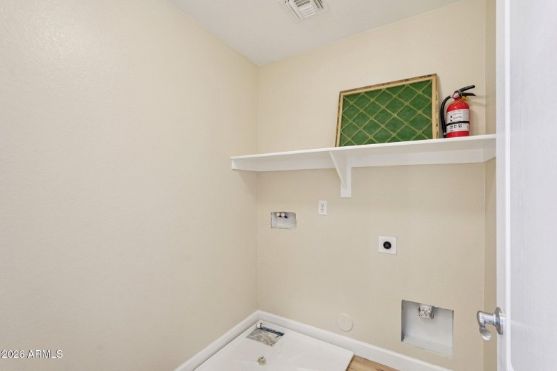 22-web-or-mls-E Rosemonte Dr-S1403-022