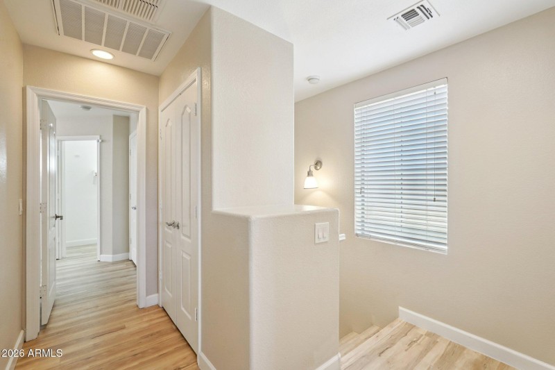 23-web-or-mls-E Rosemonte Dr-S1403-023