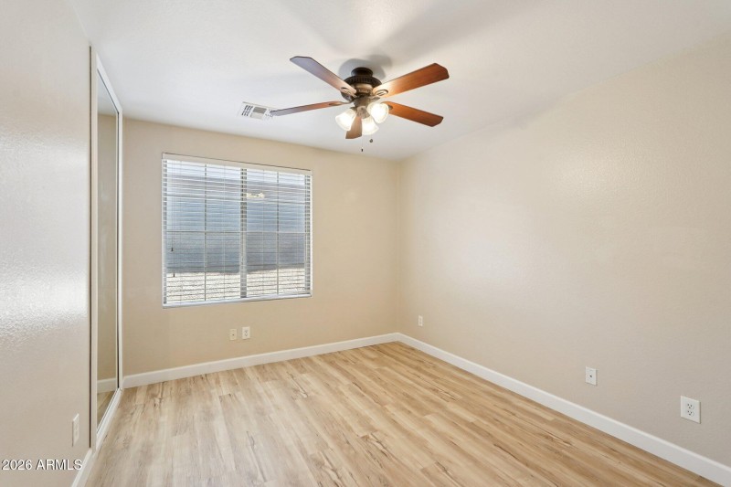 24-web-or-mls-E Rosemonte Dr-S1403-024