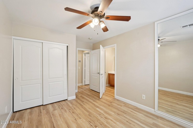 25-web-or-mls-E Rosemonte Dr-S1403-025