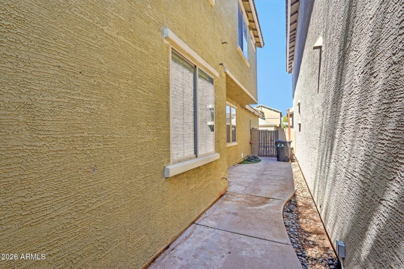 37-web-or-mls-E Rosemonte Dr-S1403-037