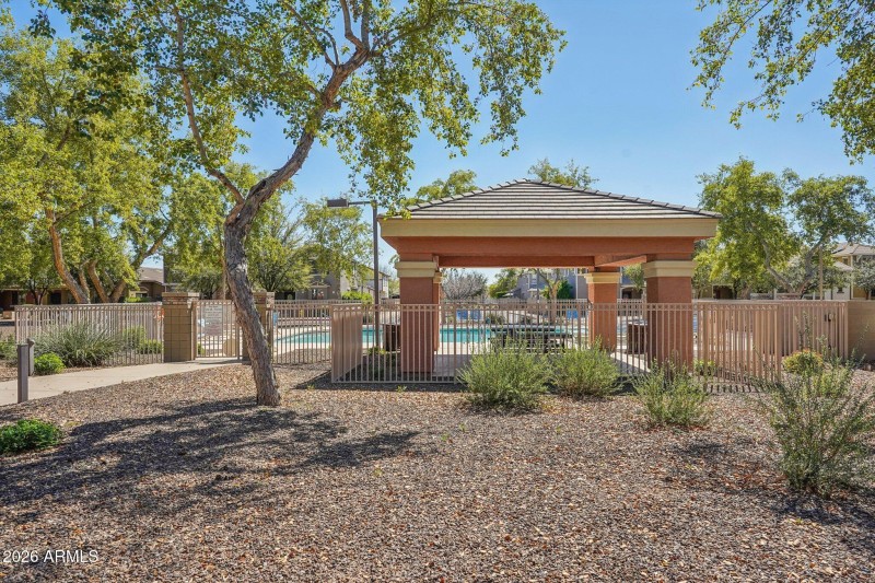 48-web-or-mls-E Rosemonte Dr-1403-906