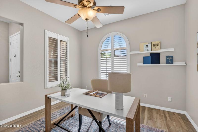 26-web-or-mls-55E Jude Ln