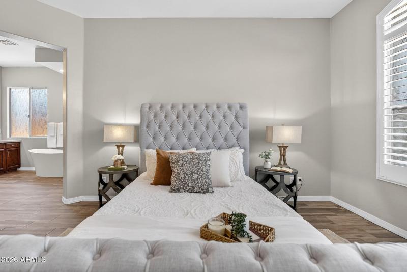 33-web-or-mls-70E Jude Ln