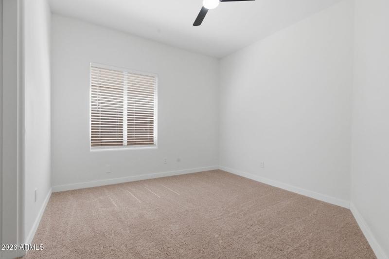 16-web-or-mls-17406 N 22nd St-16