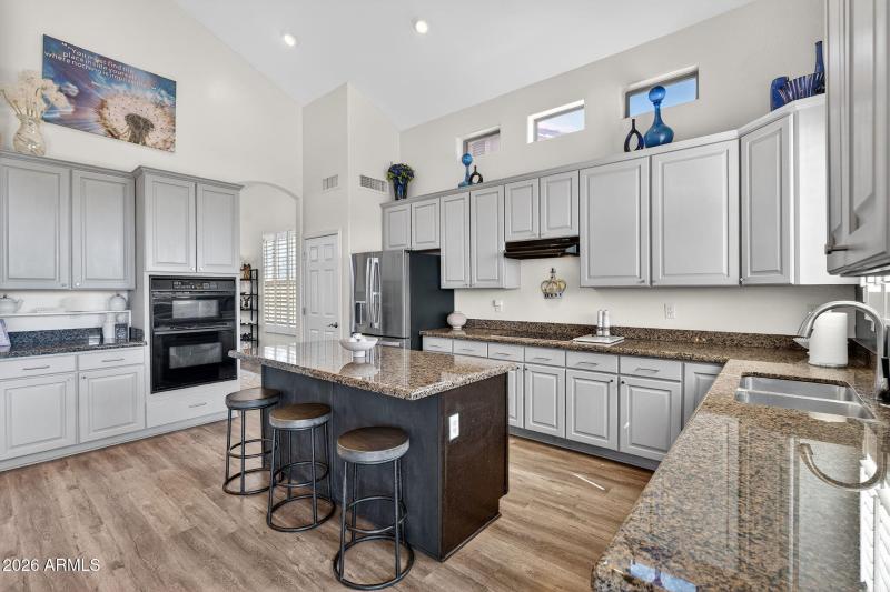 16-web-or-mls-015E Greenway St