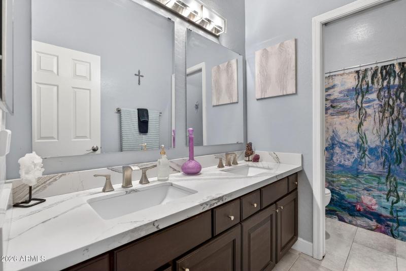 46-web-or-mls-037E Greenway St