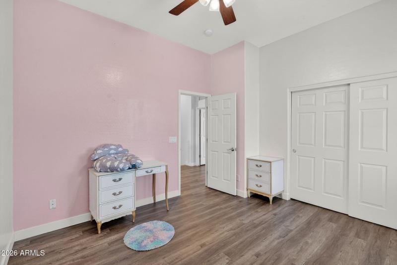 50-web-or-mls-053E Greenway St