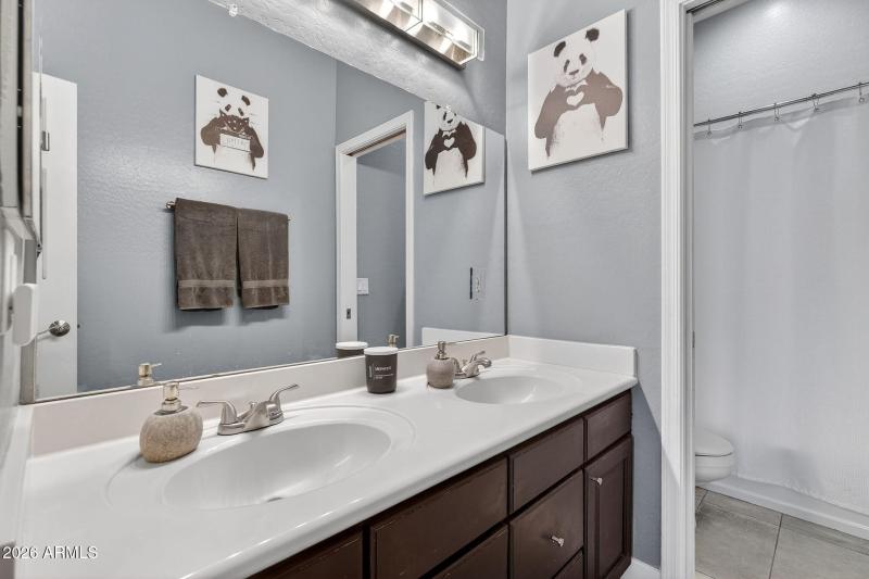 56-web-or-mls-054E Greenway St