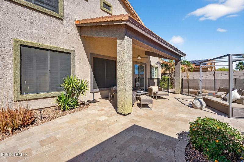 74-web-or-mls-071E Greenway St