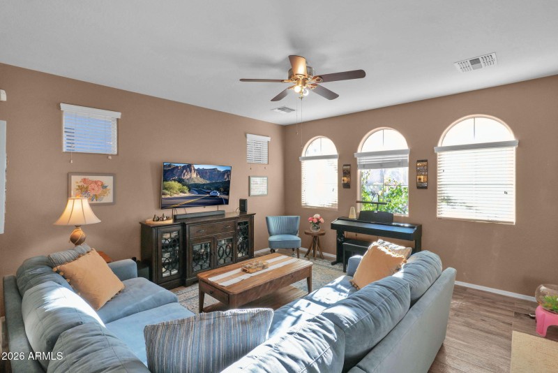 4261 Milky Way - 04Greatroom