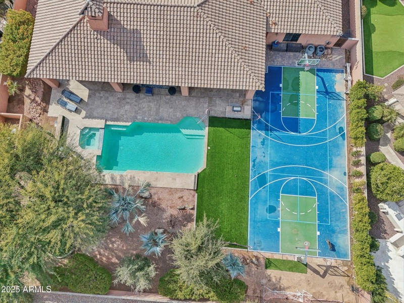 58-web-or-mls-N Cloverfield Cir-058