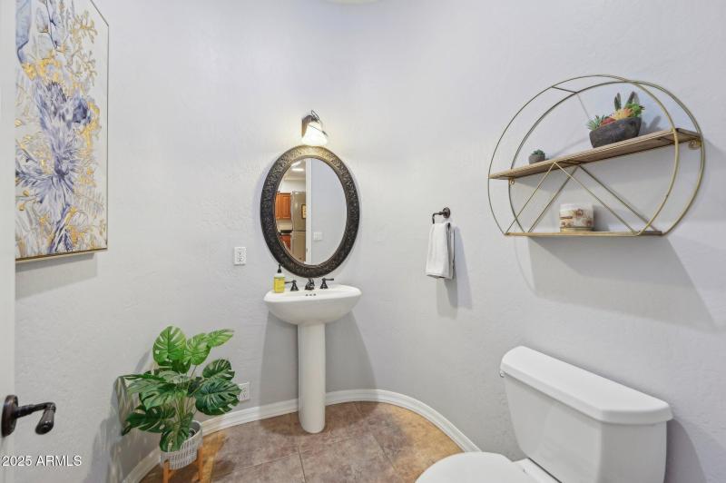 37-web-or-mls-N Cloverfield Cir-037