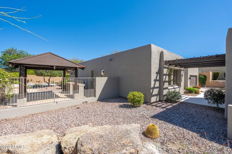 9406 E Gamble Ln - 04