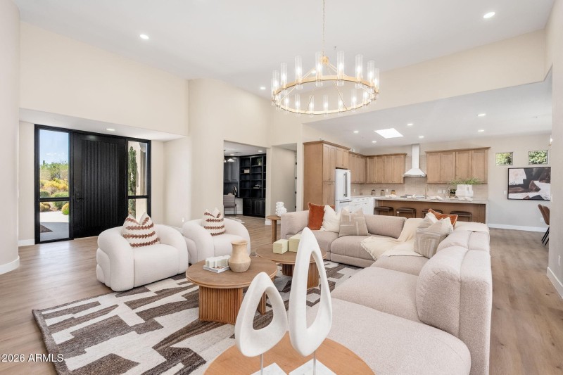 9406 E Gamble Ln - 11