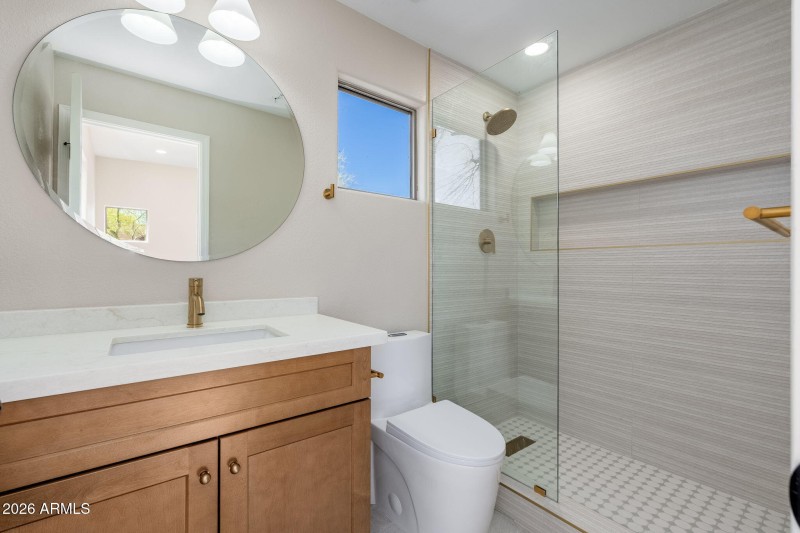 9406 E Gamble Ln - 32