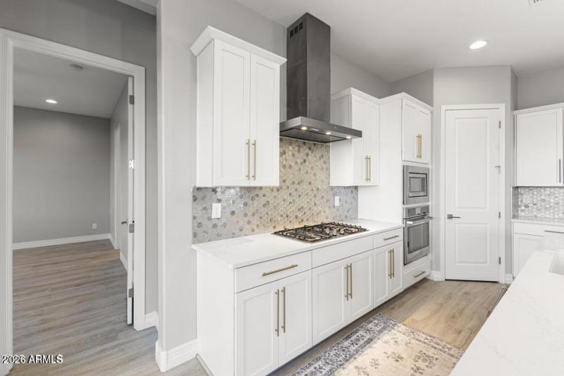 20251114073605901075000000-o