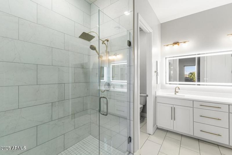 20251114073713818824000000-o