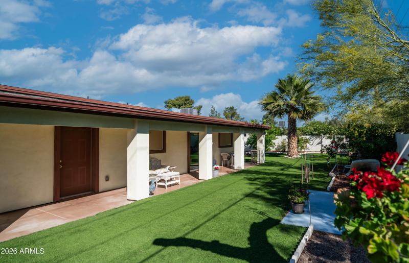 637 S Copper Dr Exterior Photos-8