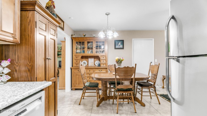 637 S Copper Dr (11)