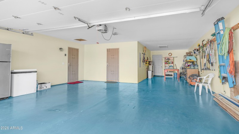 637 S Copper Dr (27)