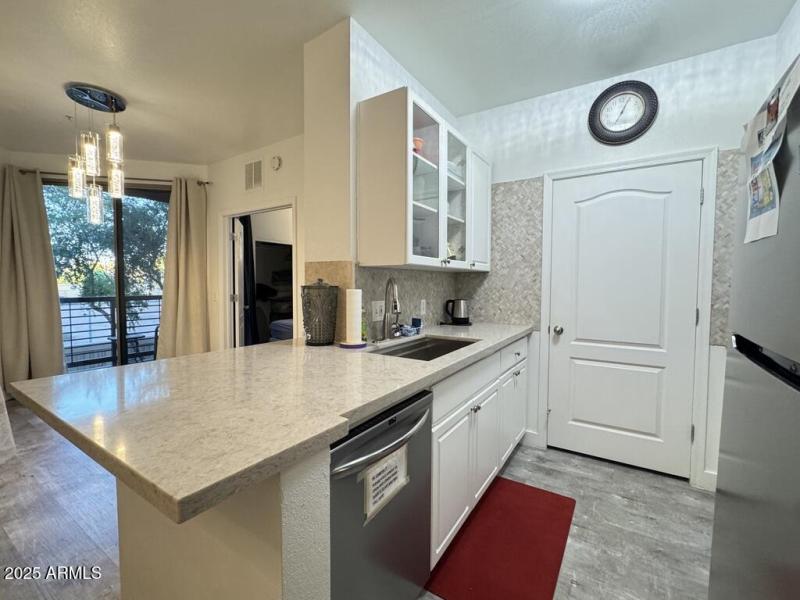 1B235C15-71EC-41FA-8ACA-E1F3E31F6ACA_1_1