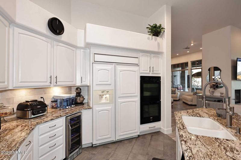 Kitchen-Double Ovens