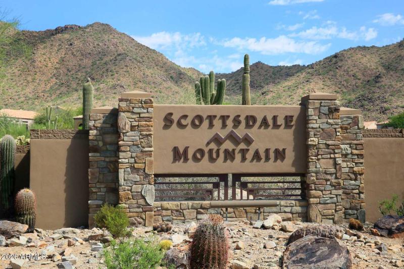 Scottsdale Mountain-Community Sign