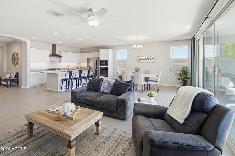 15917 W Soft Wind Dr-37