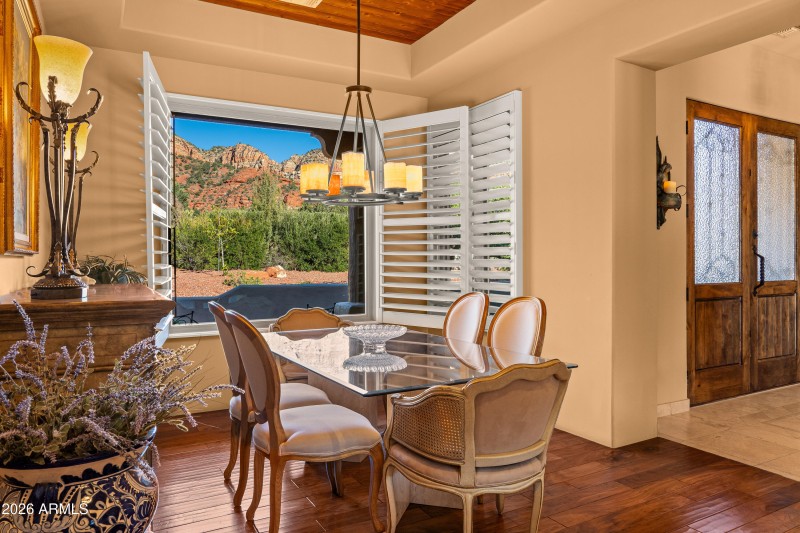 Formal Dining With Views